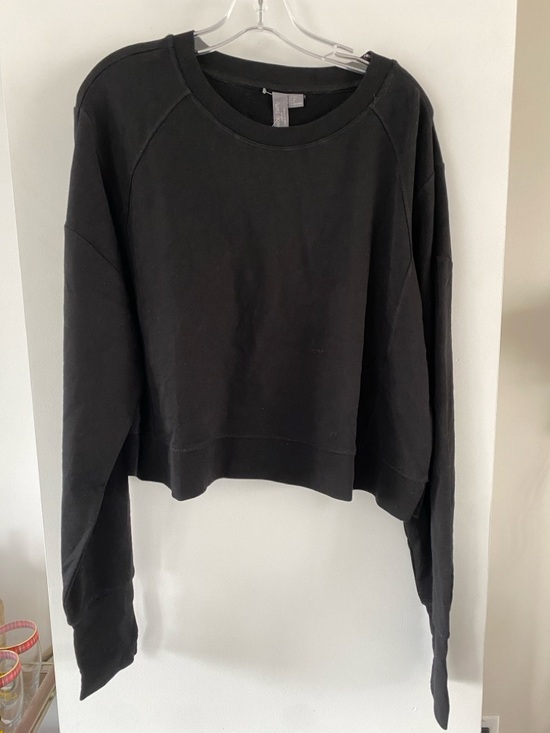Sweaty Betty Tops - Sweaty Betty Black Pullover Sweatshirt After Class Crop black so soft